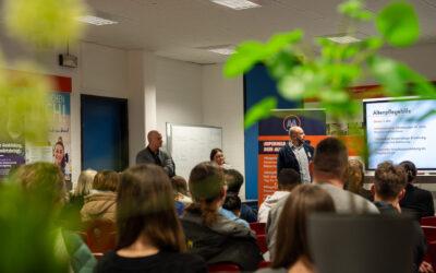 Altenpflege als Zukunftsjob: Unser DSK-Team zu Gast an der IGS Edigheim