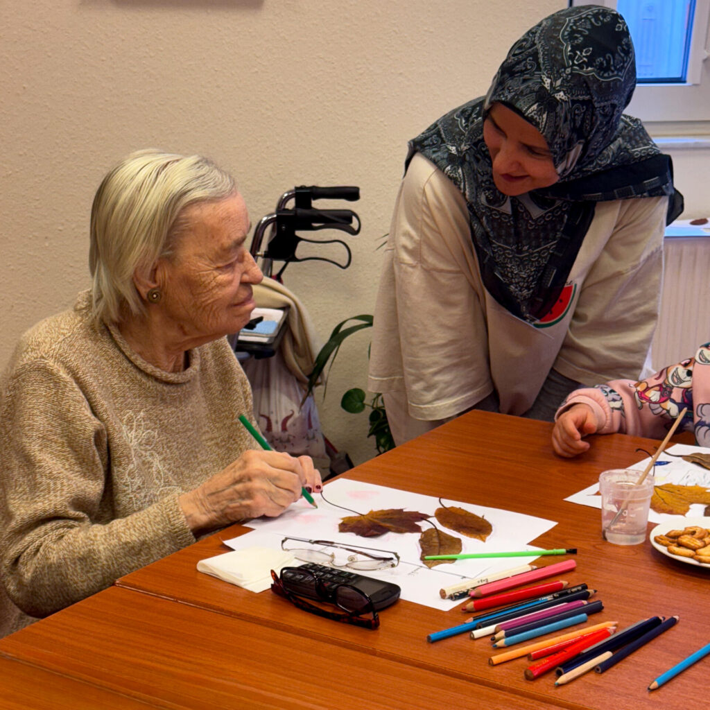 Herbstbasteln im DSK Seniorenzentrum Ludwigshafen